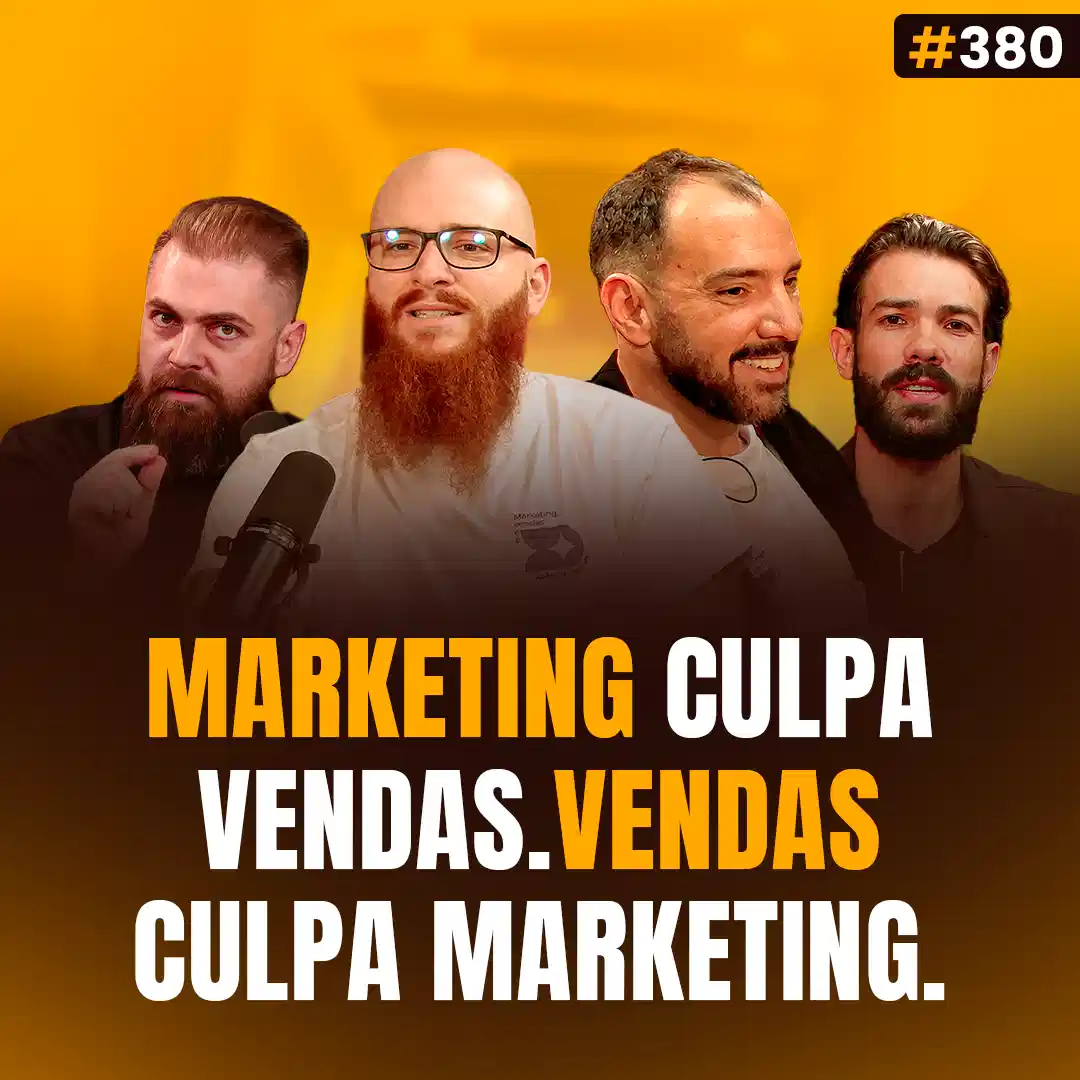 Capa do podcast Papo de Vendedor na cor amarela e a foto dos convidados, Marcão Andrade e Fábio Duran, ao centro. Ao lado deles, os hosts, Daniel Mestre e Leandro Munhoz. Abaixo, o título da capa Marketing Culpa Vendas, Vendas Culpa Marketing, sobre Revenue Operations (RevOps): Como Integrar Marketing, Vendas e Pós-Vendas Para Aumentar a Receita.